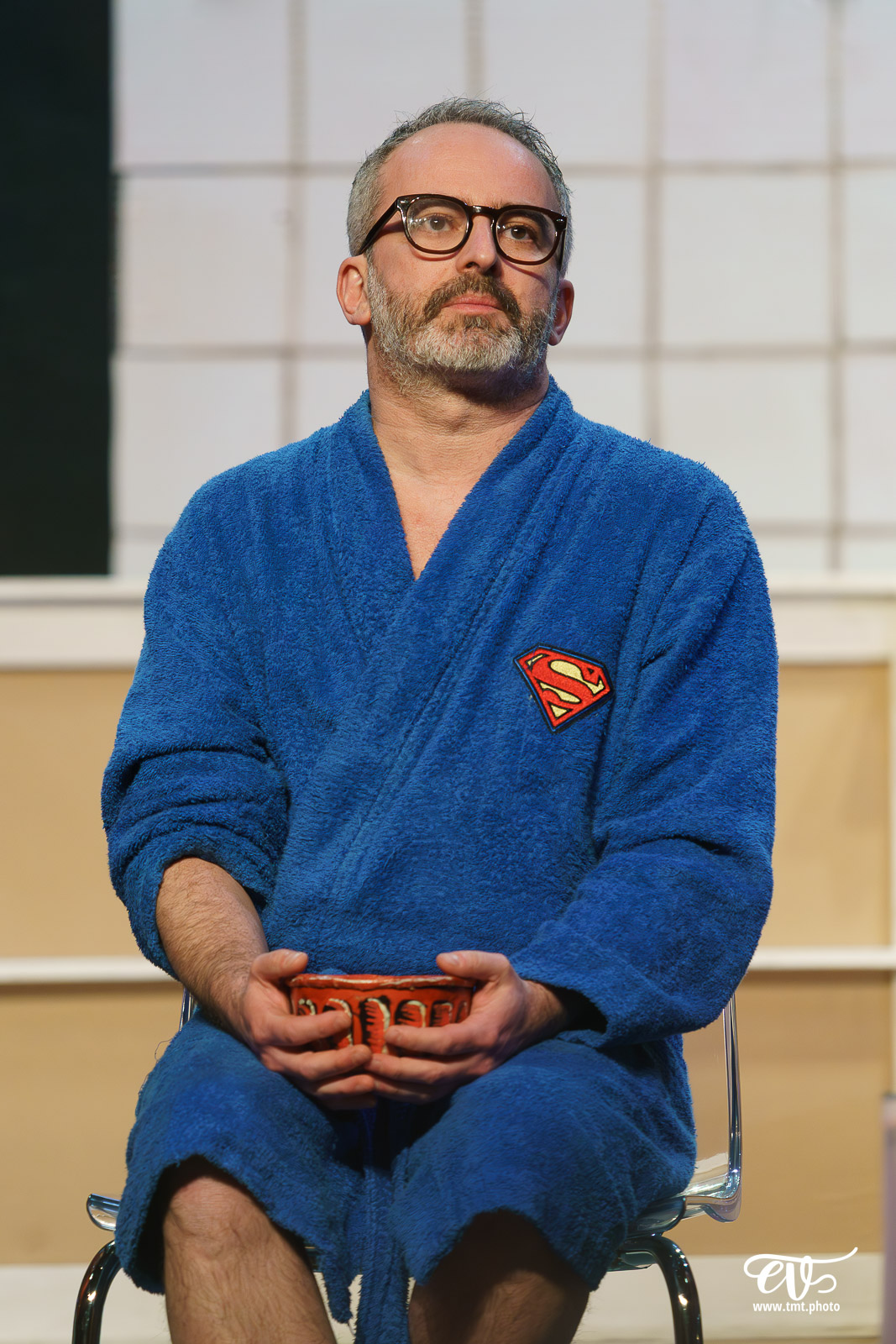 TMTPHOTO DERRIERE LE HUBLOT SE CACHE PARFOIS DU LINGE (LES FILLES DE SIMONE) 004